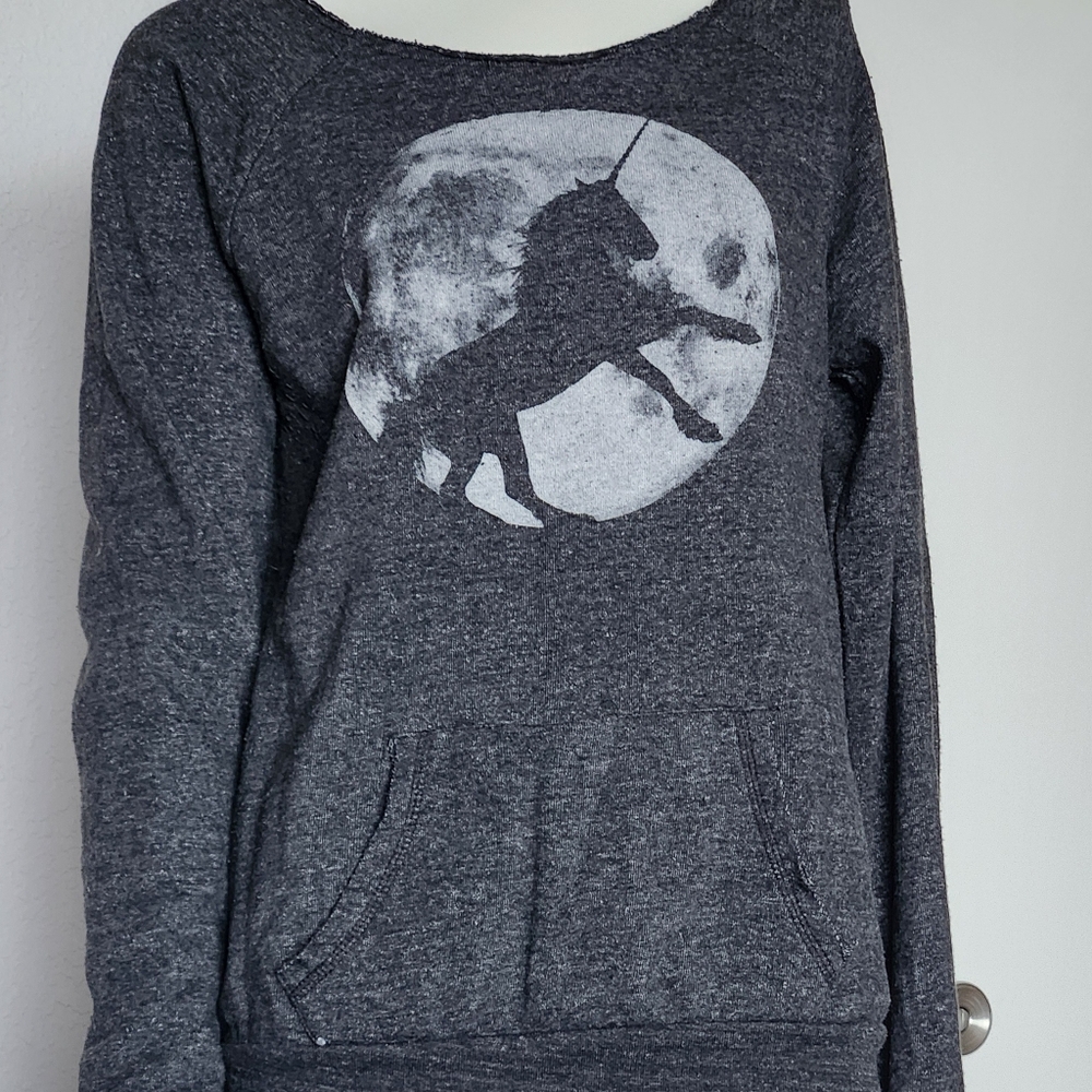 Unicorn sweatshirt top